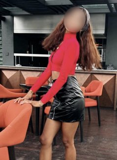 Charmaine Eva Young Petite GFE - puta in Colombo Photo 19 of 22
