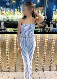 Charmaine Eva Young Petite GFE - puta in Colombo Photo 28 of 30