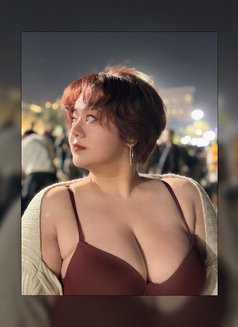 Charmin - escort in Bangkok Photo 3 of 6