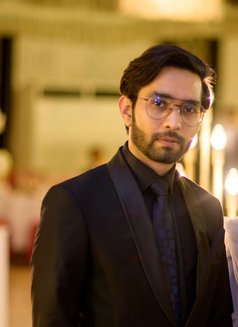 Charming, Flirty & Discreet - Male escort in Sharjah Photo 2 of 5