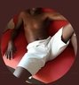 Charming Hung Black Guy visitng India - Male escort in New Delhi Photo 1 of 4