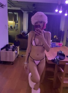 Charon - escort in Bangkok Photo 3 of 10