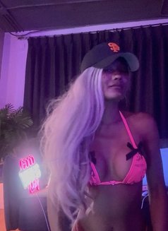 Charon - escort in Bangkok Photo 5 of 10