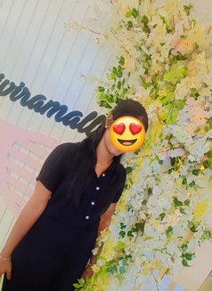 Charu - escort in Tiruchirapalli Photo 3 of 5
