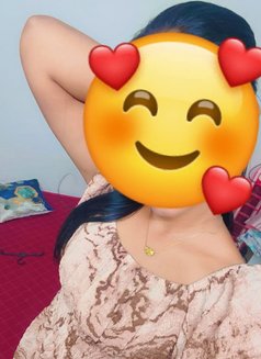 Charu - escort in Tiruchirapalli Photo 4 of 5