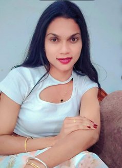 Charu Shemale - Acompañantes transexual in Hyderabad Photo 1 of 1