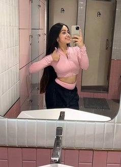 Charvi 100% Real Genuine Sarvice - escort in Berlin Photo 3 of 3