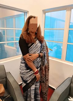 Charvi - escort in Chennai Photo 2 of 2
