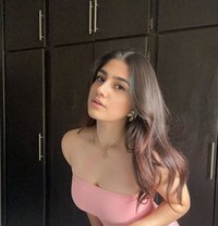 Charvi - escort in Kochi Photo 1 of 3