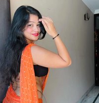 Charvi - escort in Ranchi Photo 1 of 3