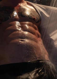 Chase Adams - Male escort in Bali Photo 7 of 10