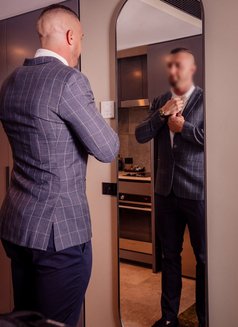 Chase Adams - Male escort in Phuket Photo 7 of 7