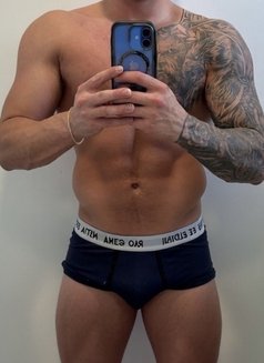 Chase Reynolds - Acompañantes masculino in Perth Photo 1 of 6