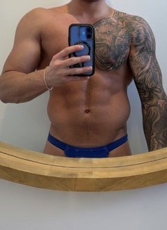 Chase Reynolds - Acompañantes masculino in Perth Photo 2 of 6