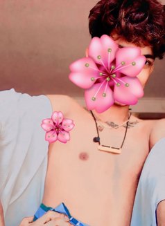 Chathu - Transsexual escort in Colombo Photo 1 of 3