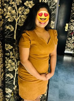Chathu Thara - adult performer in Dubai Photo 4 of 4