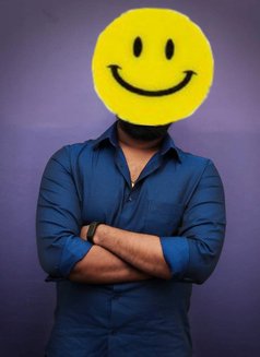 Chathur - Male escort in Colombo Photo 1 of 3