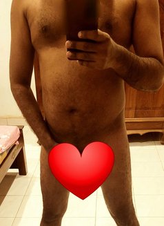 Chathura Perera - Male escort in Colombo Photo 4 of 10
