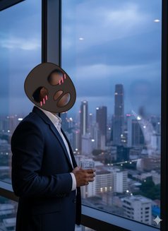 Chathura Perera (Professional Banker) - Male escort in Colombo Photo 10 of 12