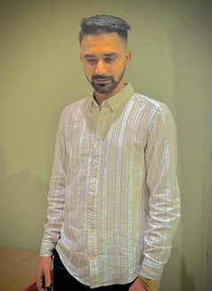 Chaudarywaqar - escort in Dubai Photo 8 of 9