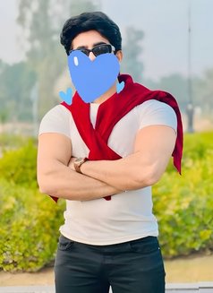 Chaudhary Saif - Male escort in Lahore Photo 1 of 1
