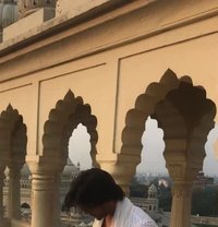 FREE male Escort Service - Acompañantes masculino in Nashik