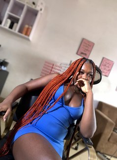 Cheeszy - puta in Lomé Photo 4 of 4