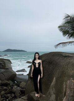 Cheetar - Transsexual escort in Bangkok Photo 3 of 12