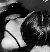 Chelle - escort in Manila