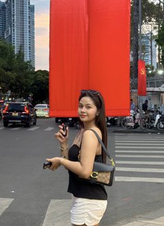 Chelsea 23 years old - escort in Singapore Photo 10 of 11