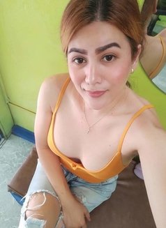 Chelsea Amore - Transsexual escort in Manila Photo 1 of 3