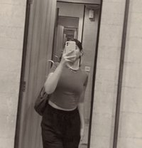 Chelsea - escort in Manila