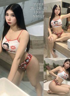 Chelsea Ramos - puta in Manila Photo 3 of 10