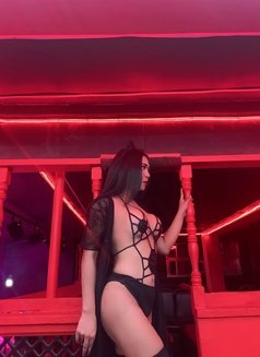 ChelseaBigDick69Justarrive - Transsexual escort in Macao Photo 15 of 17