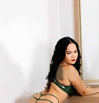 Chelsey - puta in Makati City