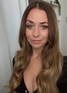 Chelsey Peach - puta in Dubai Photo 9 of 14