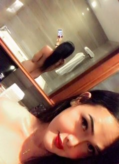 Chelsey4 Rent - Transsexual escort in Makati City Photo 3 of 3