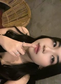 Chelsie - escort in Bali Photo 5 of 6