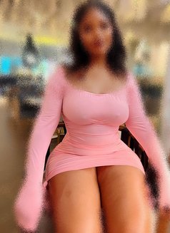 Chelsy - puta in Nairobi Photo 5 of 7