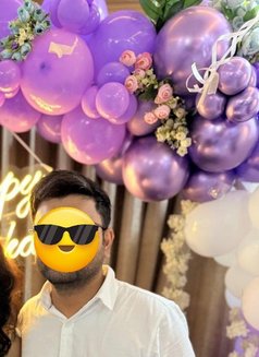 Chemical Locha Only Irl, hotel - Acompañantes masculino in Ahmedabad Photo 3 of 3