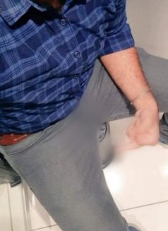 Chennai Gay Massager for Guys - Male adult performer in Chennai Photo 1 of 1