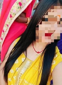 Chennai - escort in Chennai Photo 3 of 3