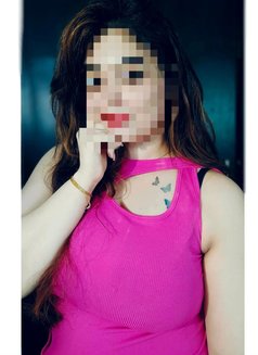 Chennai Kavya Doorstep Genuine Escort - puta in Chennai Photo 1 of 5