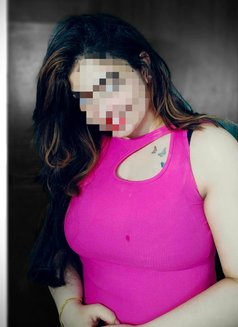 Chennai Kavya Doorstep Genuine Escort - puta in Chennai Photo 2 of 5