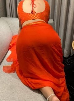 Chennai Malayalam 9" Big Dick Shemale - Transsexual escort in Chennai Photo 1 of 5