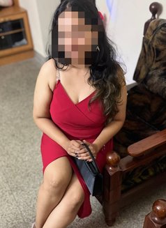 Chennai Sexy Mayra for Your Desire 🥵 - puta in Chennai Photo 2 of 2