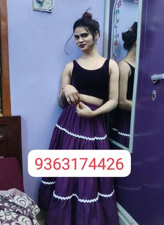 Chennai, Shemale With Big Boobs, Age 21 - Acompañantes transexual in Chennai Photo 7 of 9