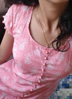 Chennai Tamil Girl Video Sex Service - escort in Chennai Photo 1 of 5