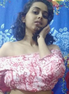 Chennai Tamil Video Call Sex Service - puta in Chennai Photo 6 of 6