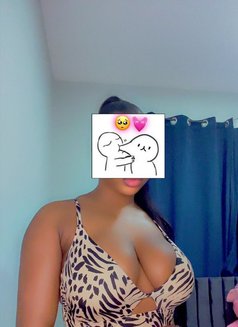 Cherish - escort in Muscat Photo 1 of 2